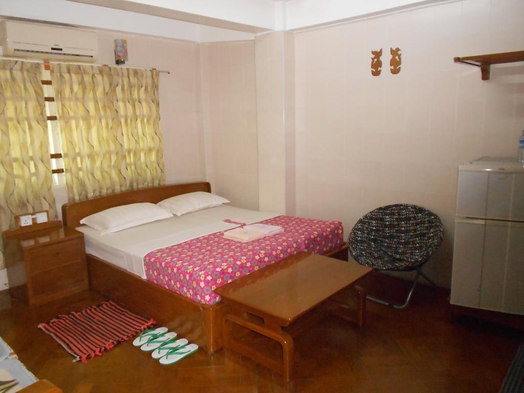 Chan Myae Guesthouse Yangon Exterior photo