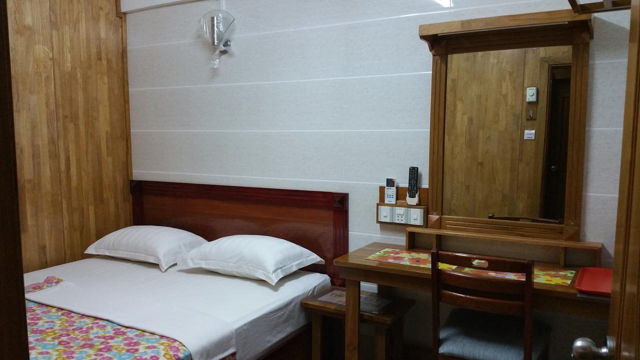 Chan Myae Guesthouse Yangon Exterior photo